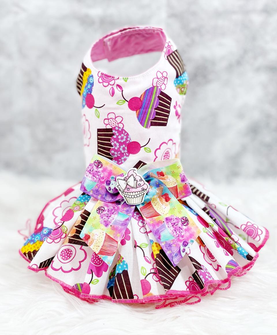 Cupcake Couture Pet Dress: Handcrafted in New York, Perfect for Celebrations!