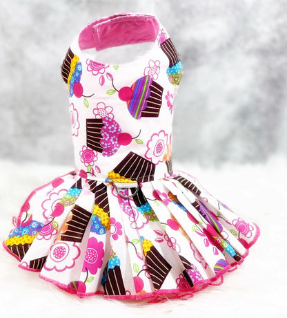 Cupcake Couture Pet Dress: Handcrafted in New York, Perfect for Celebrations!